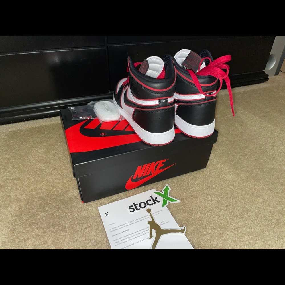 Bloodline Jordan 1